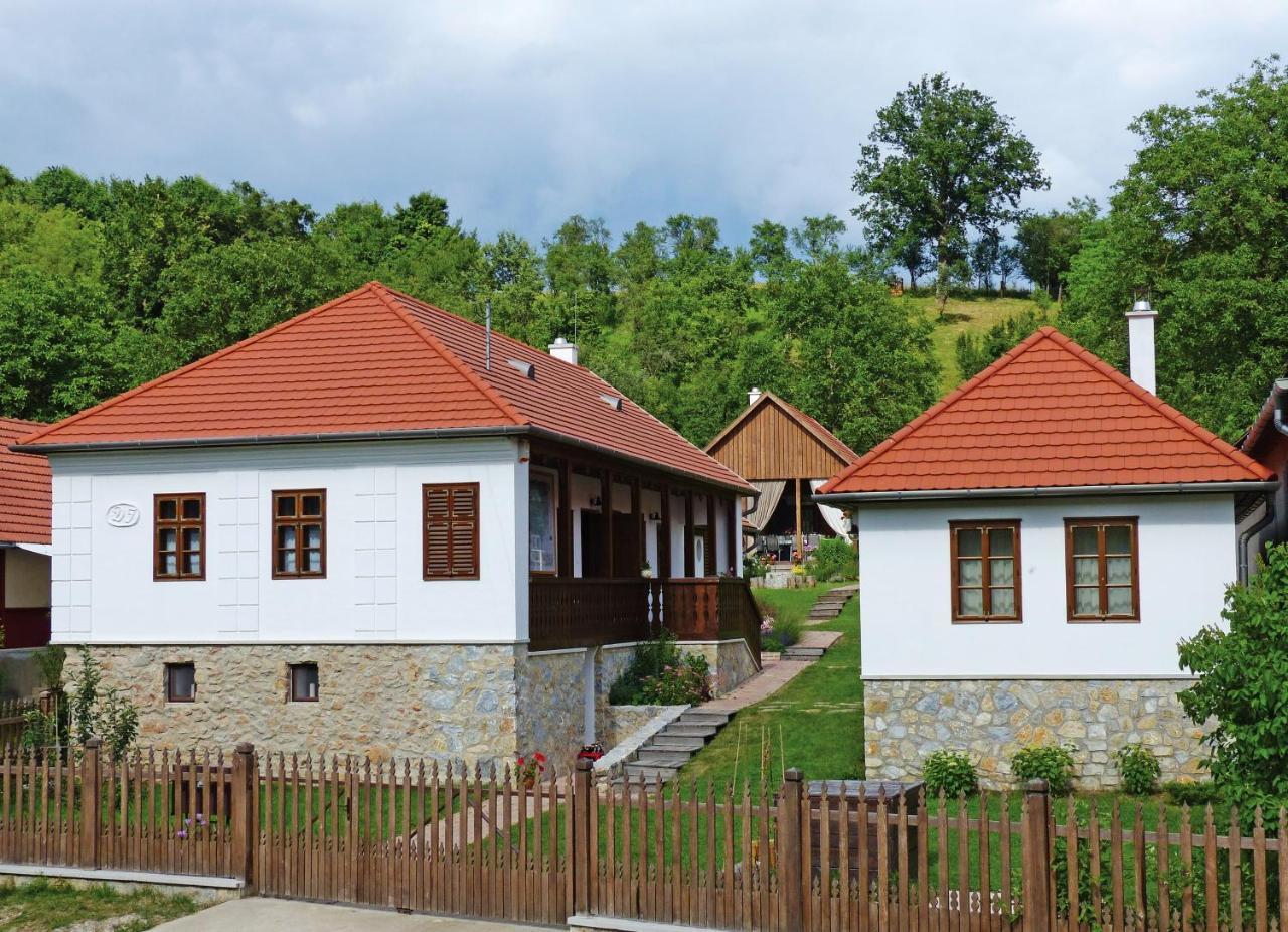 Fruktarium Vendeghaz Otel Trizs Dış mekan fotoğraf